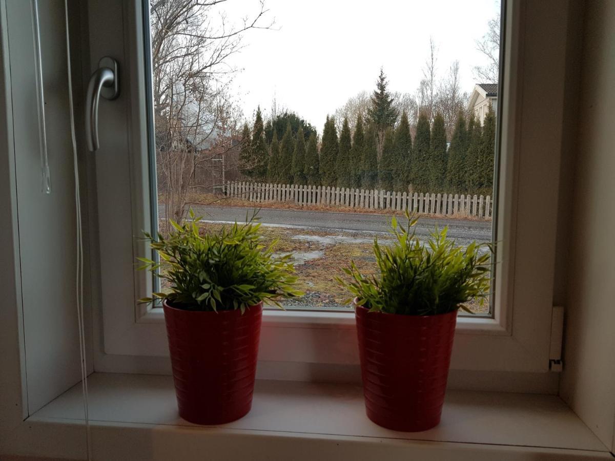 Tungelsta Lillhuset Naera Stockholm 빌라 외부 사진